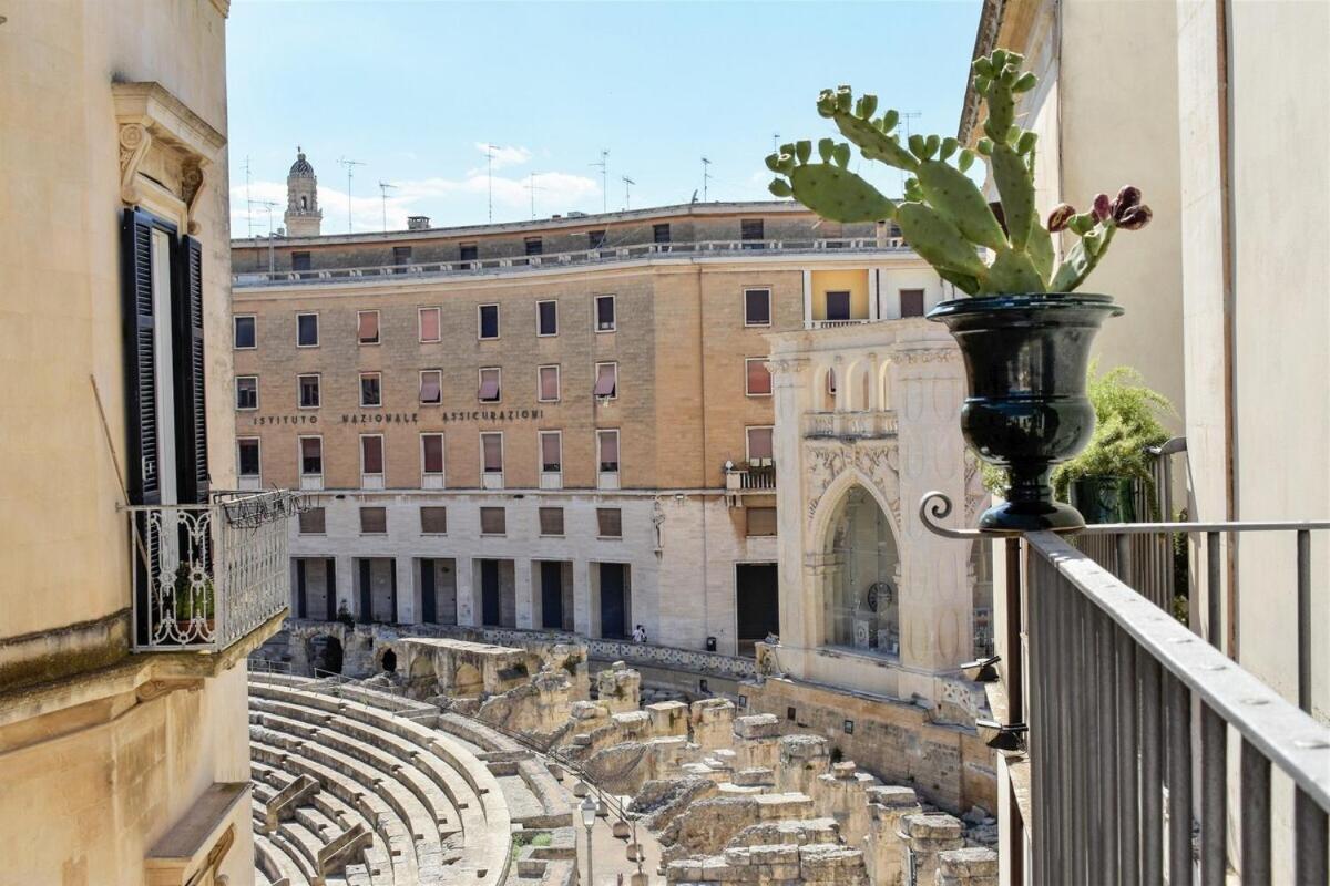 Biccari6 Terrace Apartment Lecce Bagian luar foto